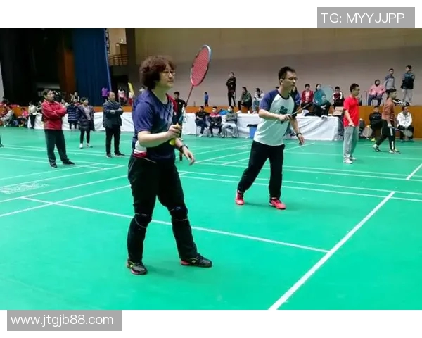 赛后分析：上海羽毛球队与广州羽毛球队的团队协作与战术对比
