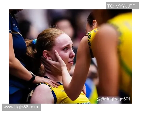 足球明星喜结良缘粉丝泪洒现场心碎不已 足球明星喜结良缘粉丝泪洒现场心碎不已