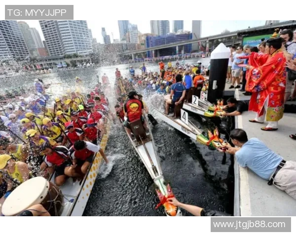 足球明星齐聚送上新年祝福共庆佳节传递温暖与希望